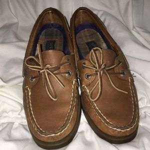 Sperry boat shoes